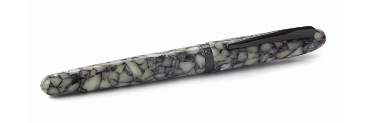 Dallaiti - Classic - Fountain Pen - Corno