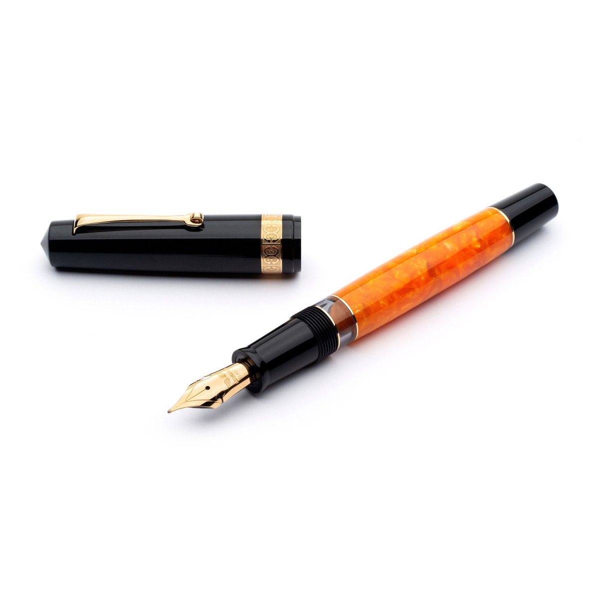 Leonardo Officina Italiana - DNA - Gold - Fountain pen - Golden Steel nib