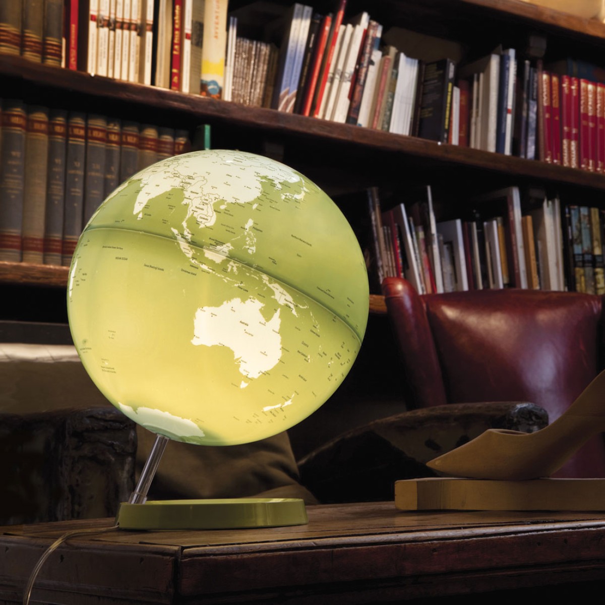 Atmosphere - Illuminated Globe - Pistachio