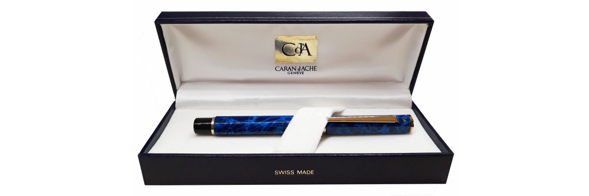 Caran d'Ache - Ecridor Laquer - Rollerball Pen - Blue