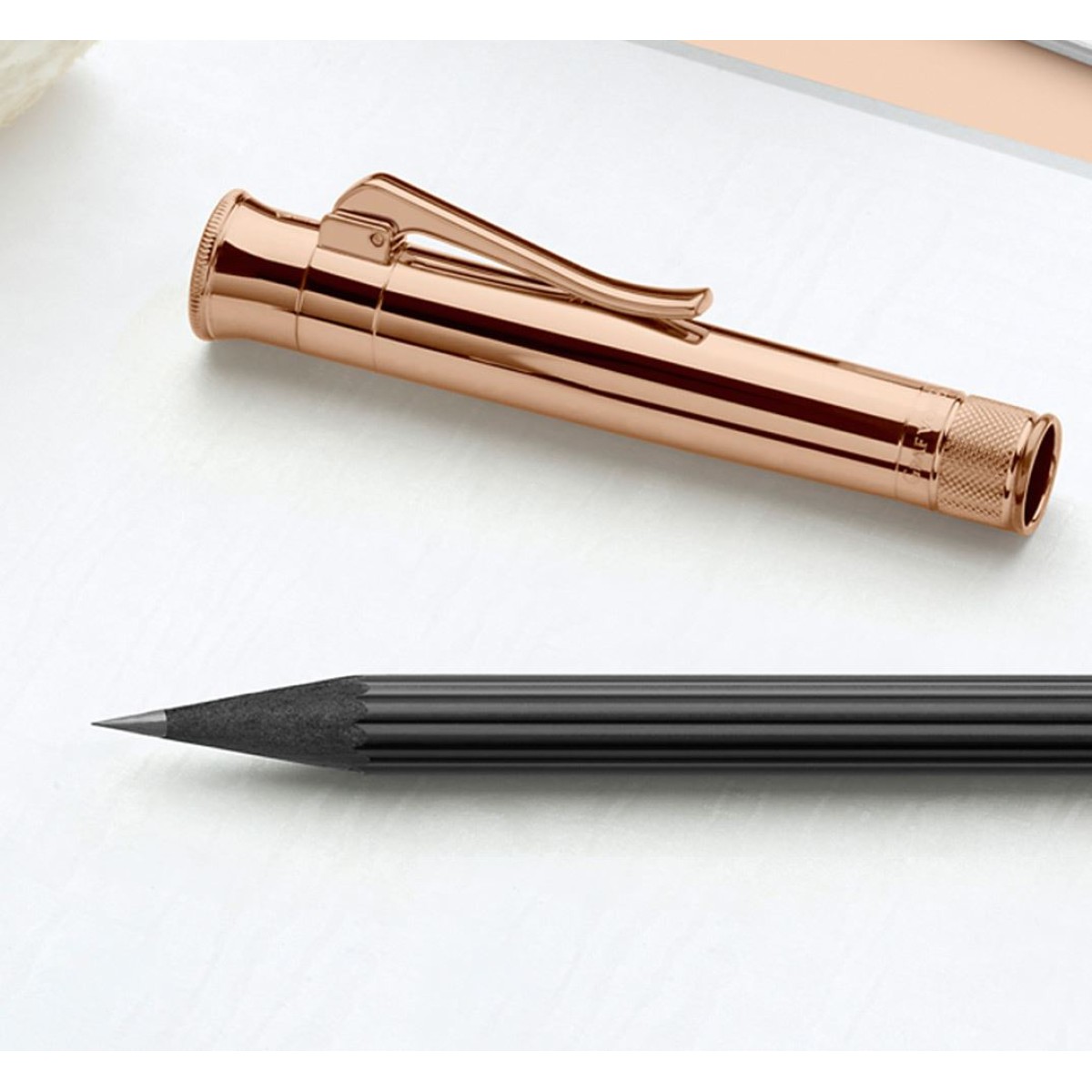 Graf von Faber Castell - Matita Perfetta - Oro Rosa - Legno di Cedro Nero