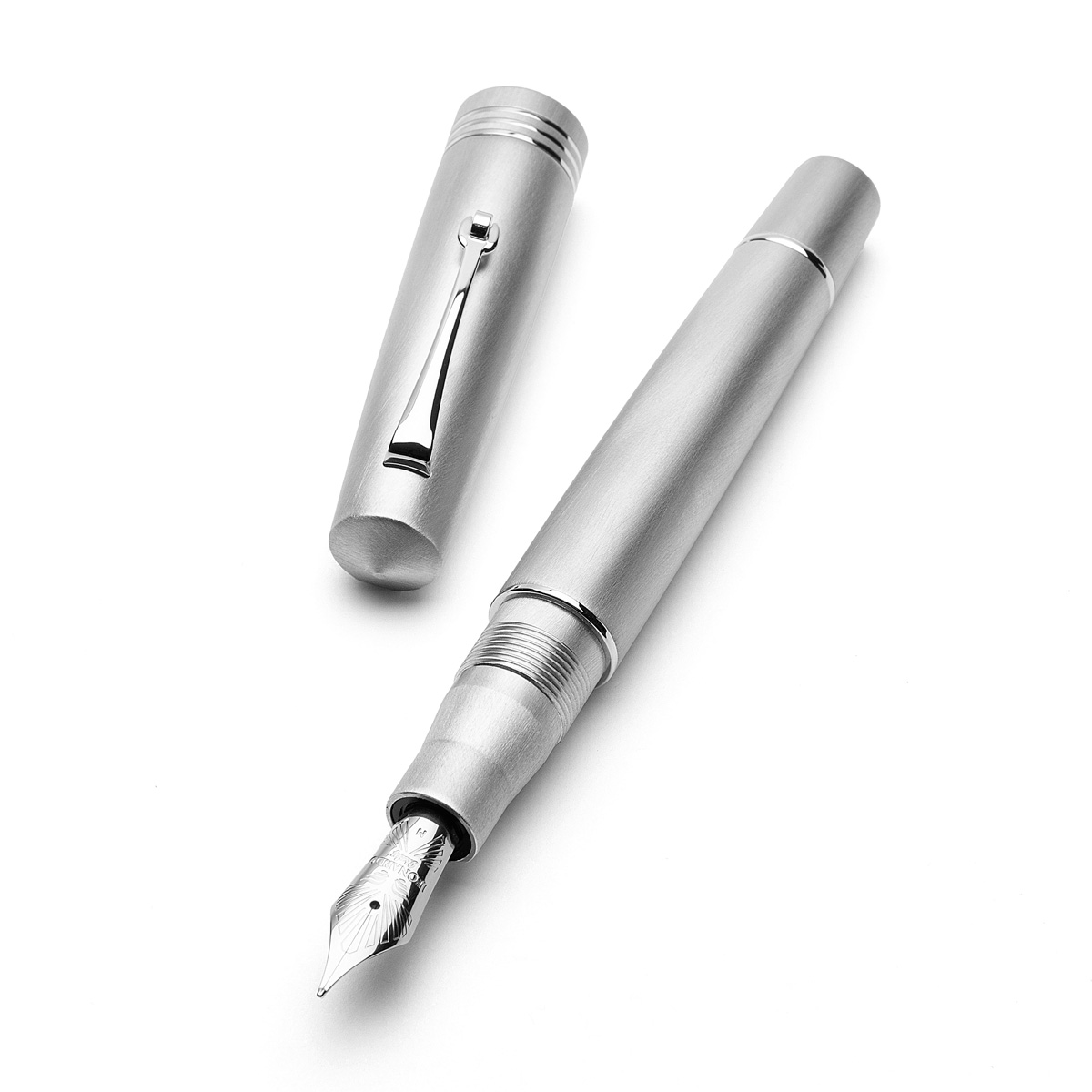 Leonardo Officina Italiana - Momento Zero - Alumina ST - Fountain pen - Steel nib