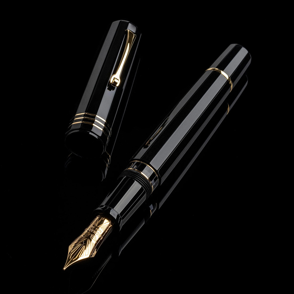 Leonardo Officina Italiana - Dodici (Twelve) - Vulcanica GT - Stilografica - Pennino in oro 14kt.