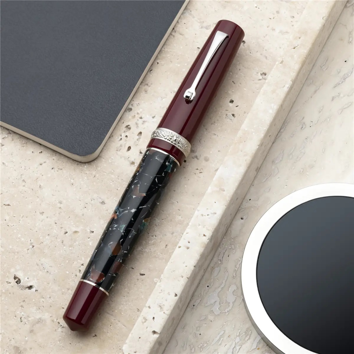 Leonardo Officina Italiana - Momento Zero - Marmo Pompei ST - Fountain pen