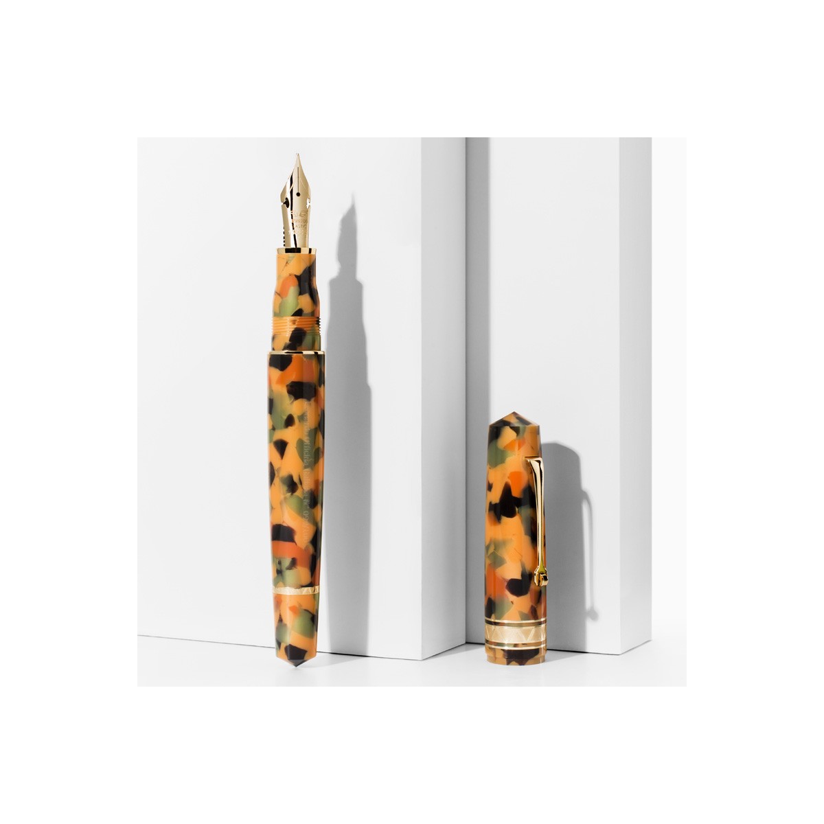 Leonardo Officina Italiana - Momento Zero Grande Arlecchino - Rhodium trims - Fountain pen