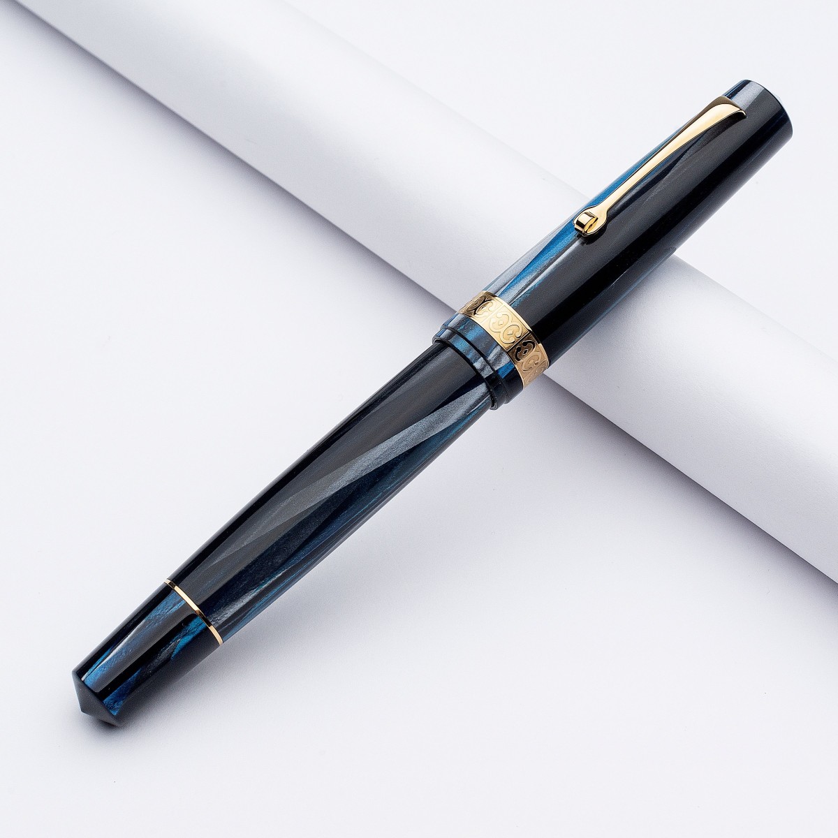 Leonardo Officina Italiana - Momento Magico - Abyss - Fountain pen - Limited Edition 222