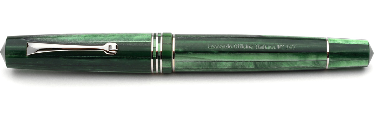 Leonardo Officina Italiana - Momento Zero resina - Green Alga CT - Stilografica - Pennino oro