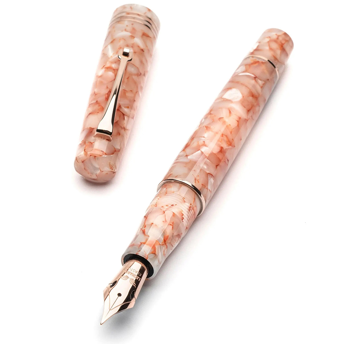 Leonardo Officina Italiana - Momento Zero resin - Angel Skin GT - Fountain pen - Steel nib