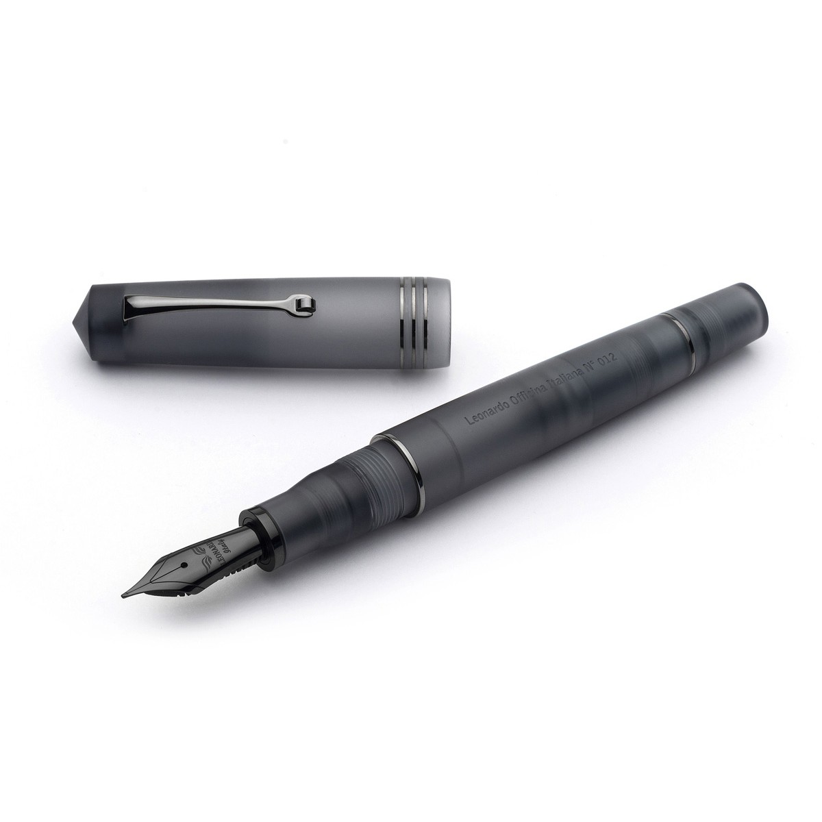 Leonardo Officina Italiana - Momento Zero Pura Anthracite Grey - Fountain pen - Ruthenium Gold nib