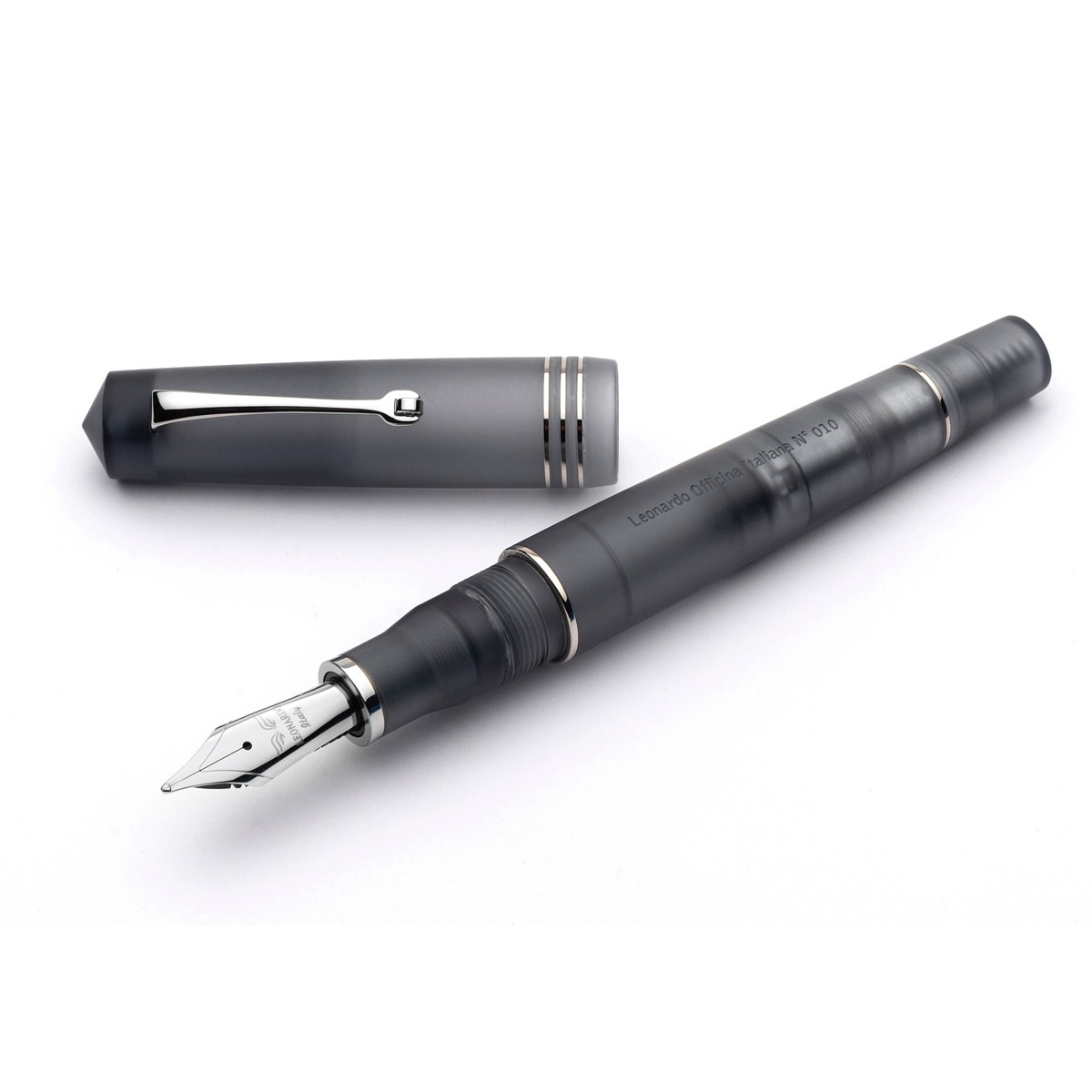 Leonardo Officina Italiana - Momento Zero Pura Anthracite Grey - Fountain pen - White Gold nib