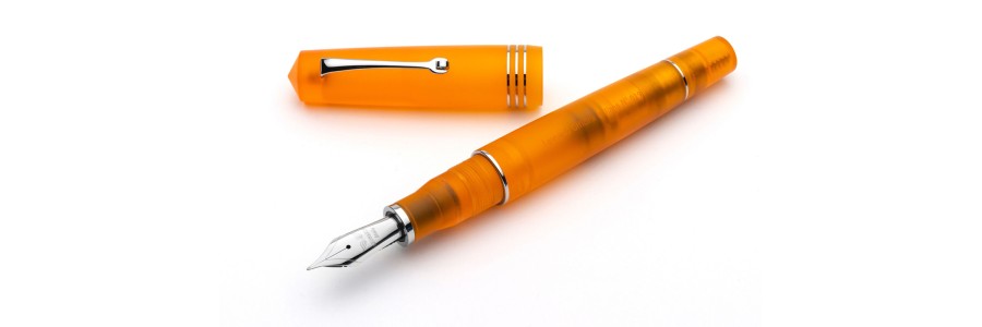 Leonardo Officina Italiana - Momento Zero Pura Flame Orange - Fountain pen - White Gold nib