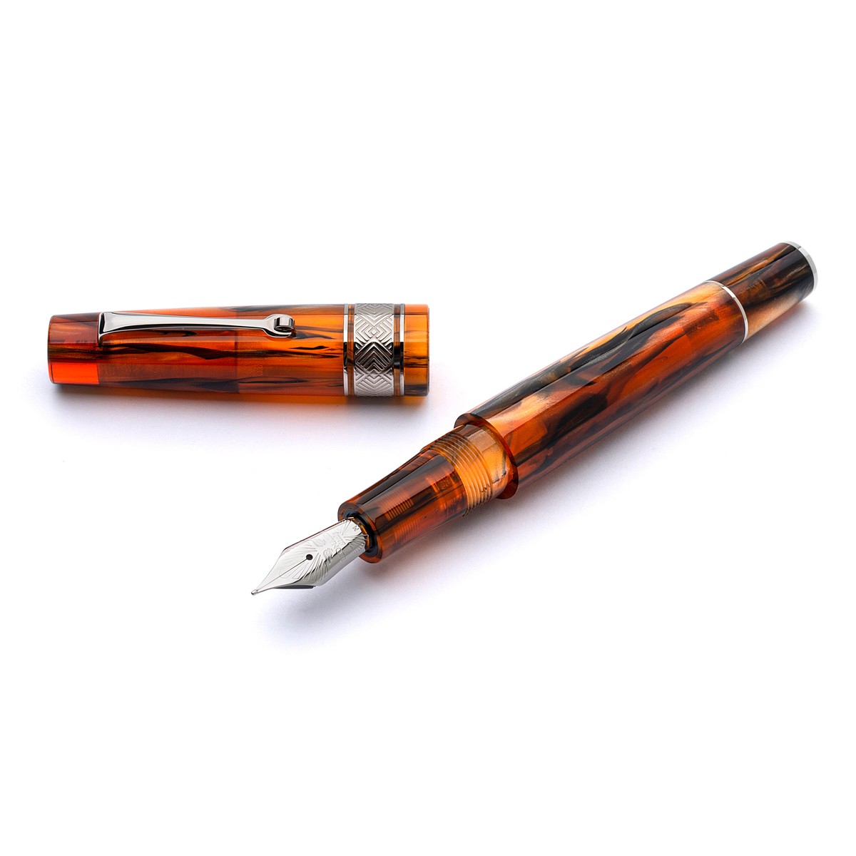 Leonardo Officina Italiana - Supernova Regular Size - Caramel ST - Fountain pen - Steel nib