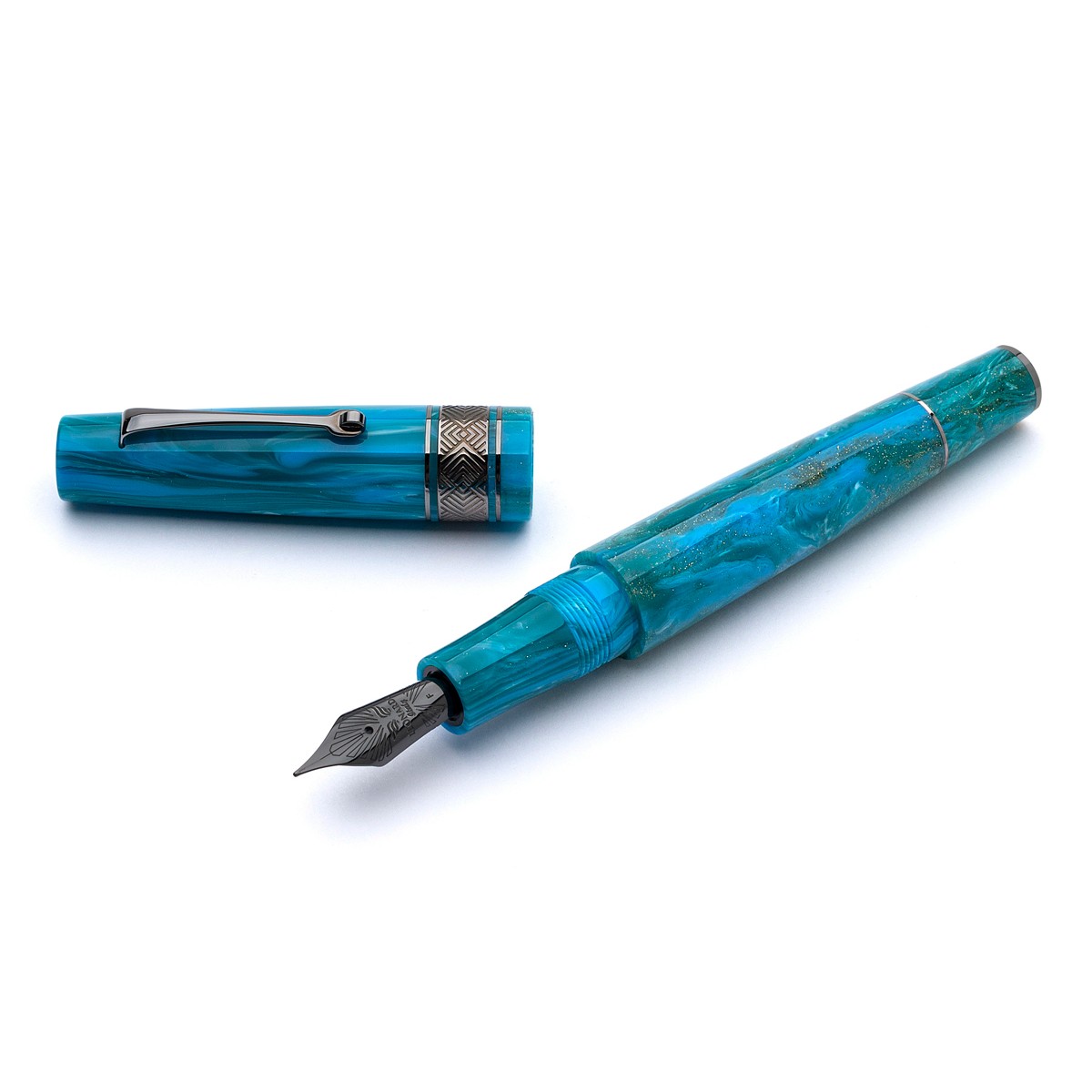 Leonardo Officina Italiana - Supernova Regular Size - Star Light Blue RT - Fountain pen - Steel nib