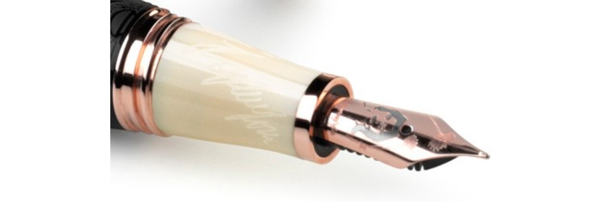 Montegrappa - Sophia Loren - Fountain Pen Rose Gold/Diamond