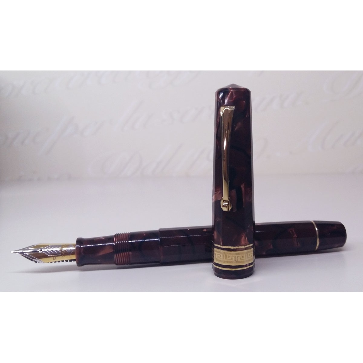 Omas - Extra - Bordeaux Celluloid - Original from 1992 - Fountain pen