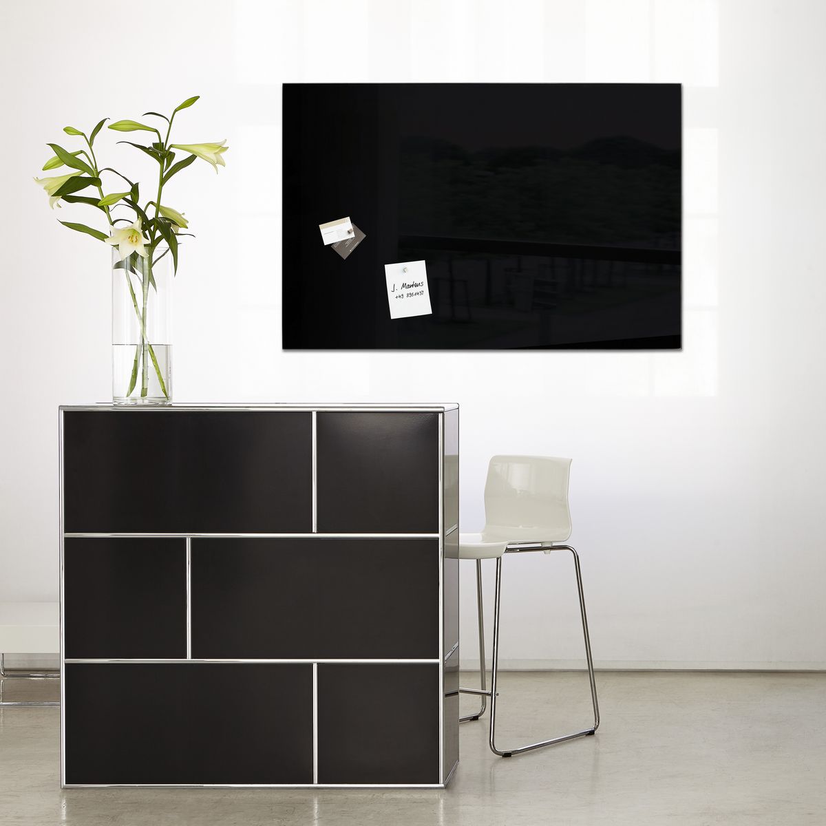 GL140 - Sigel - Magnetic Glass Board - Black - 100 x 65 cm 