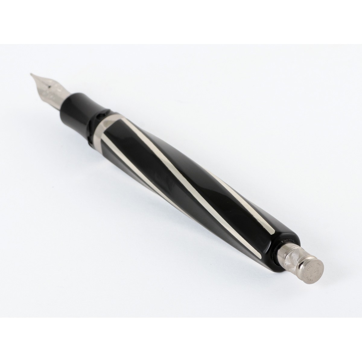 Visconti - Divina Elegance - Black - Oversize Fountain Pen